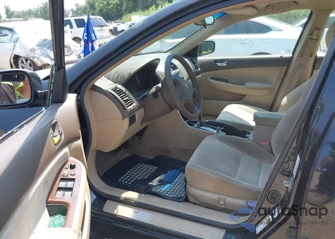 2006 Honda Accord 2.4 Ex z USA, uszkodzony, nr VIN 1HGCM56786A177726